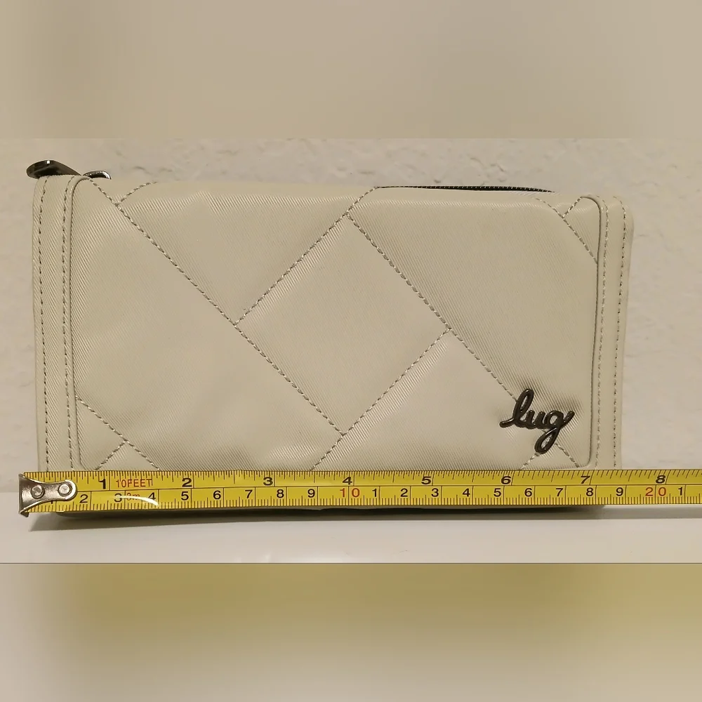 Lug Surrey‎ Cream Wallet